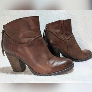 Steve Madden Cognac Brown Ankle Booties, Women’s size 11